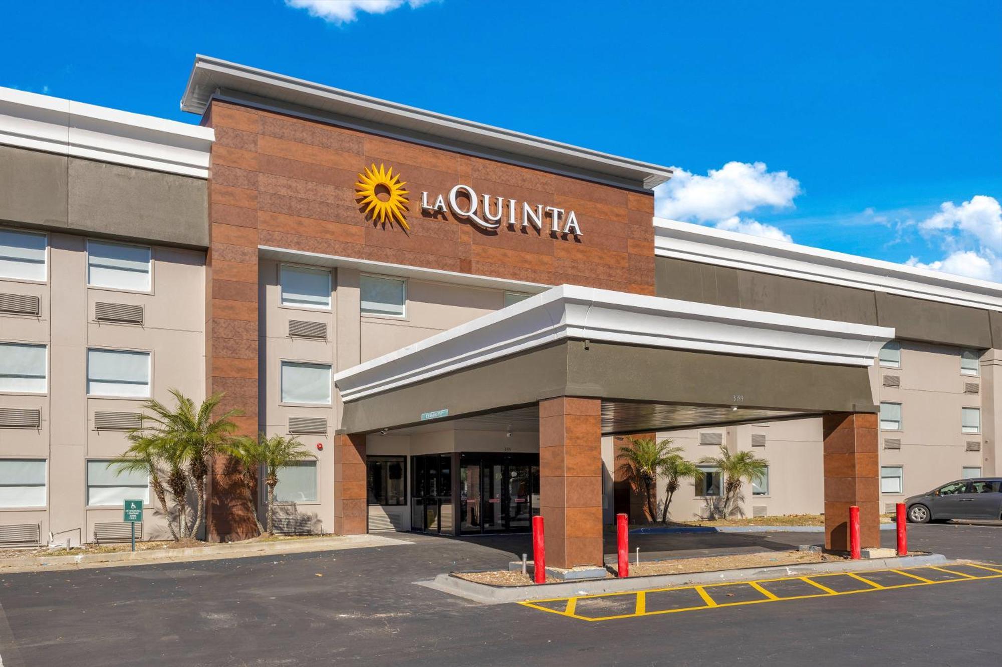 La Quinta Inn & Suites By Wyndham Jacksonville Mandarin Extérieur photo