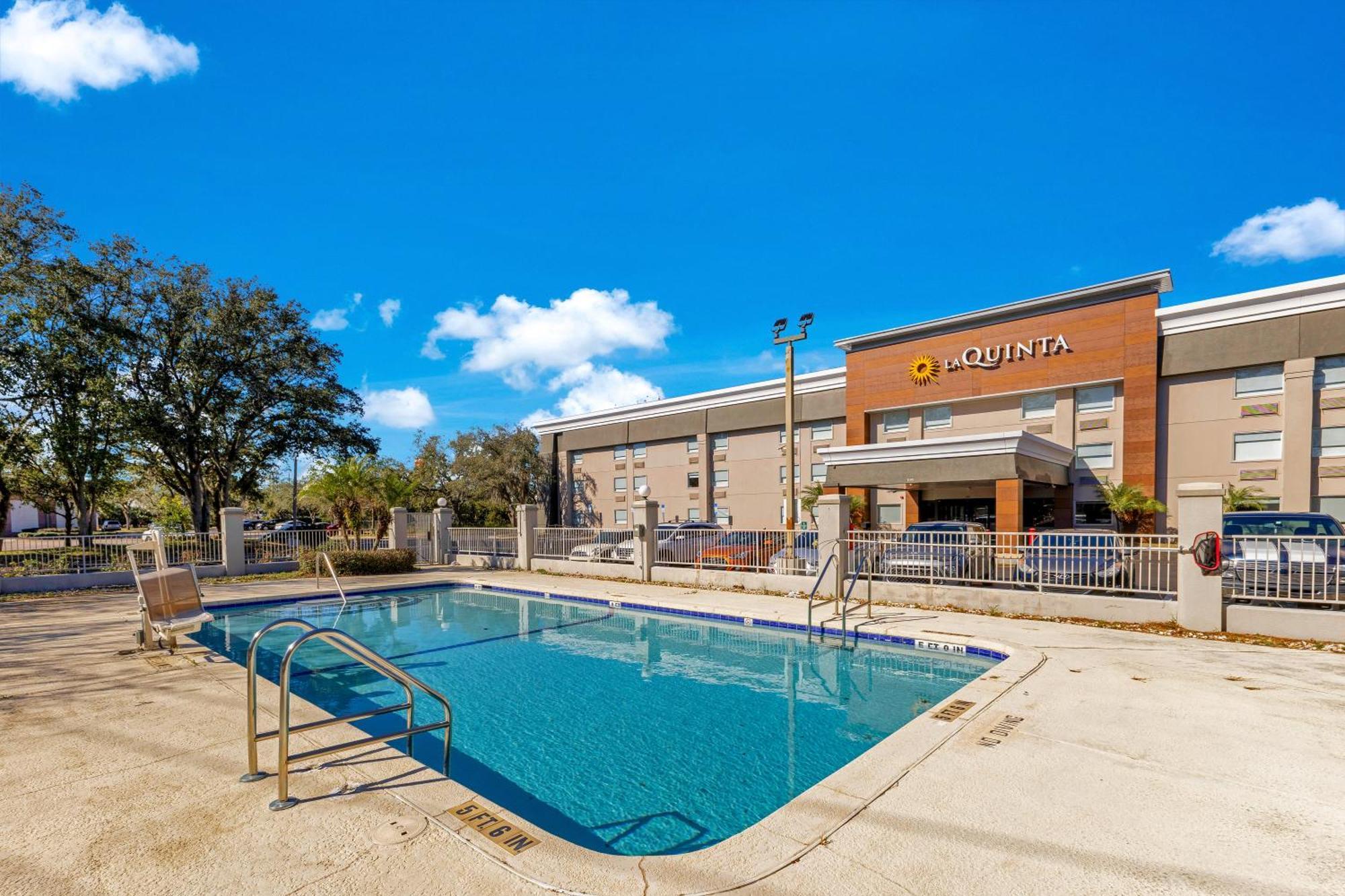 La Quinta Inn & Suites By Wyndham Jacksonville Mandarin Extérieur photo