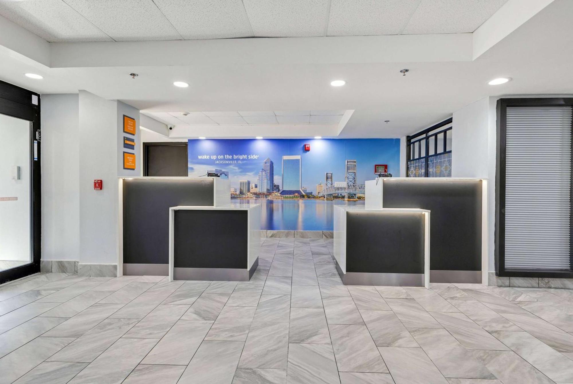 La Quinta Inn & Suites By Wyndham Jacksonville Mandarin Extérieur photo